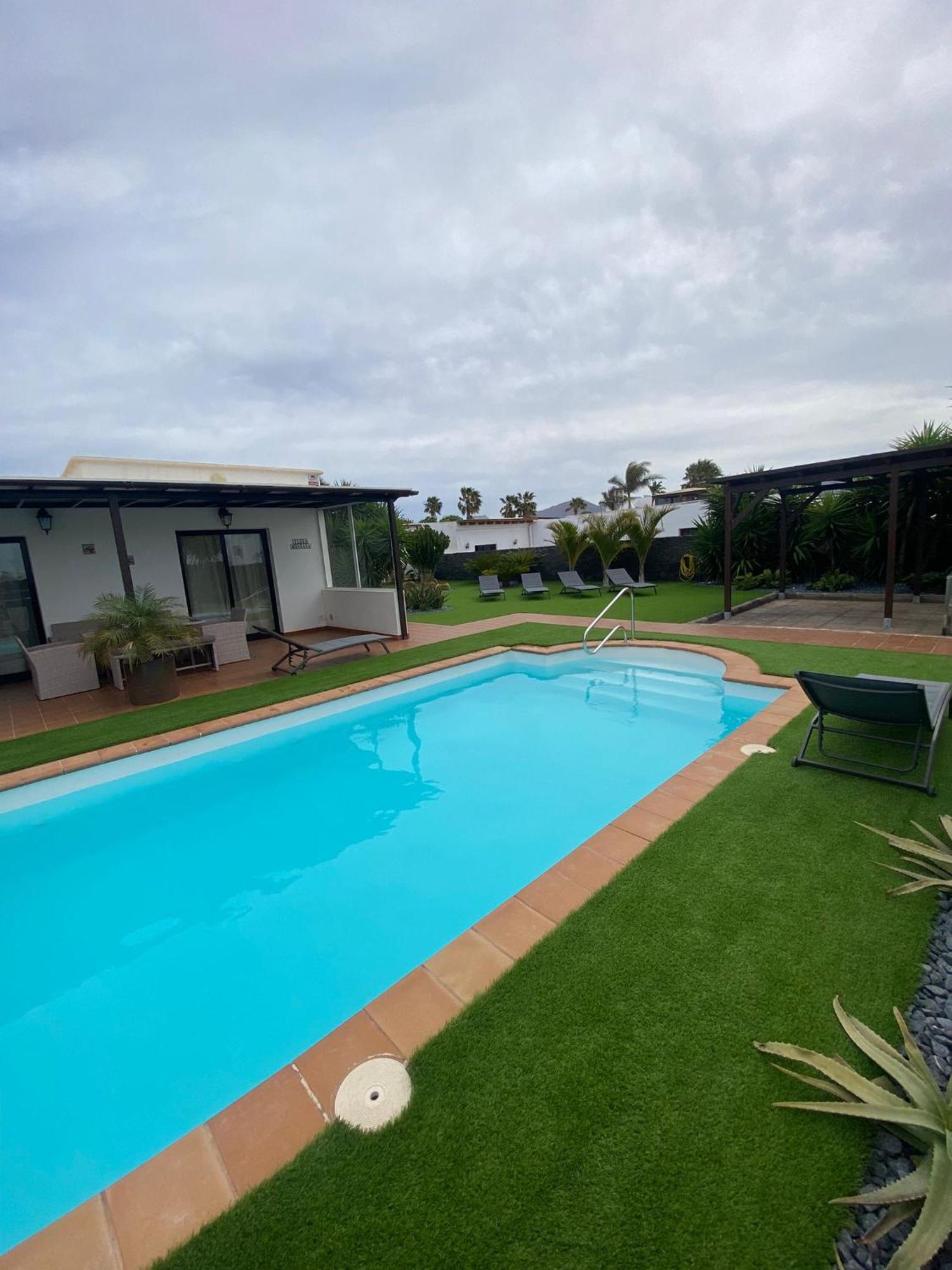 Villa Vista Montana Playa Blanca  Buitenkant foto